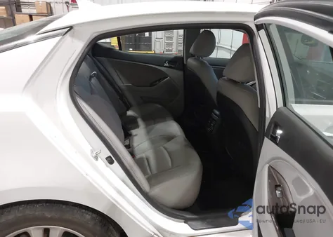 2013 Kia Optima Ex z USA, uszkodzony, nr VIN 5XXGN4A75DG168868